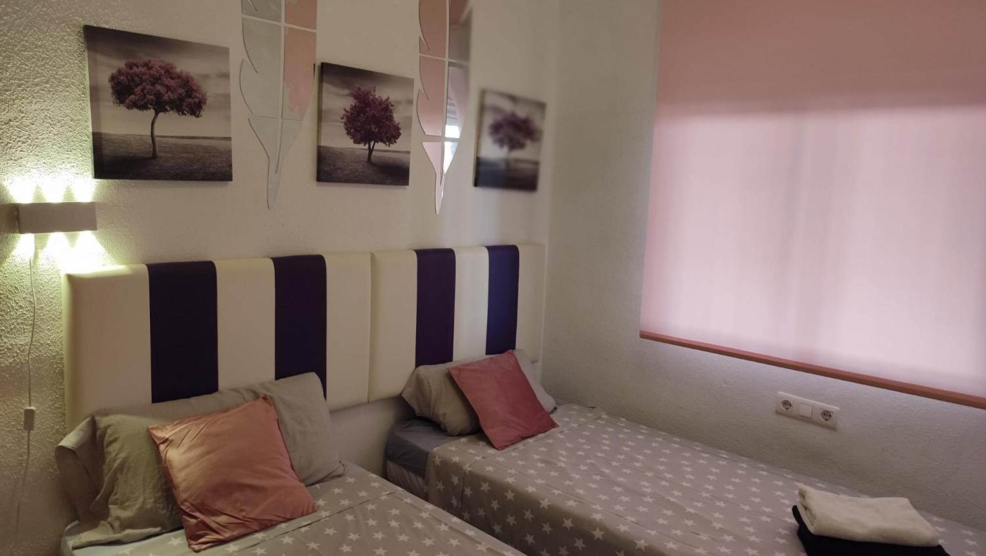 Apartamentos Varios Con 2 Dorm En Marina Dor , La Playa De Amplaries 47 , Vista Lateral Al Mar 오로페사델마르 외부 사진