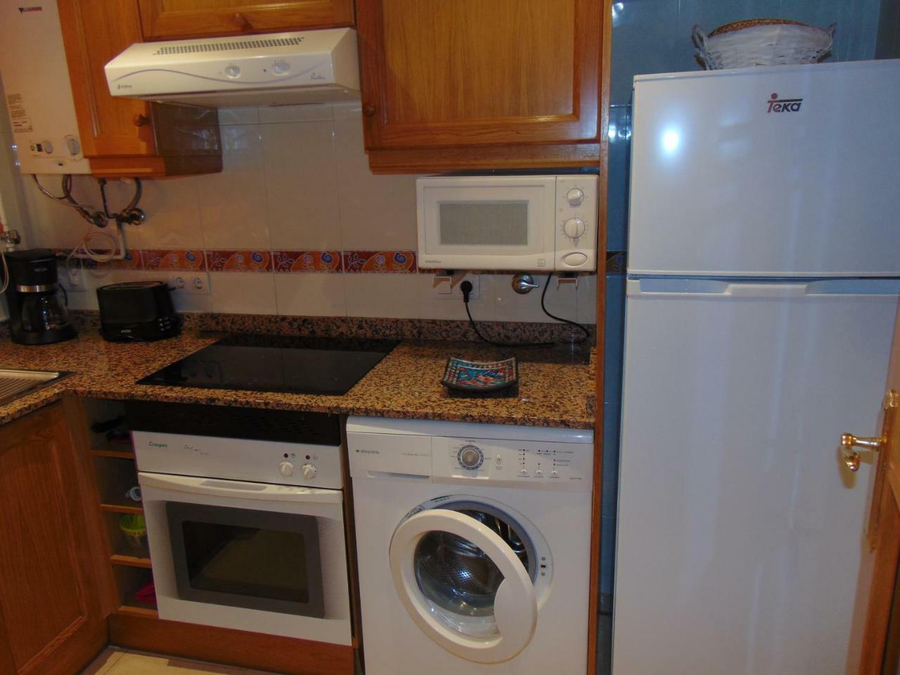 Apartamentos Varios Con 2 Dorm En Marina Dor , La Playa De Amplaries 47 , Vista Lateral Al Mar 오로페사델마르 외부 사진